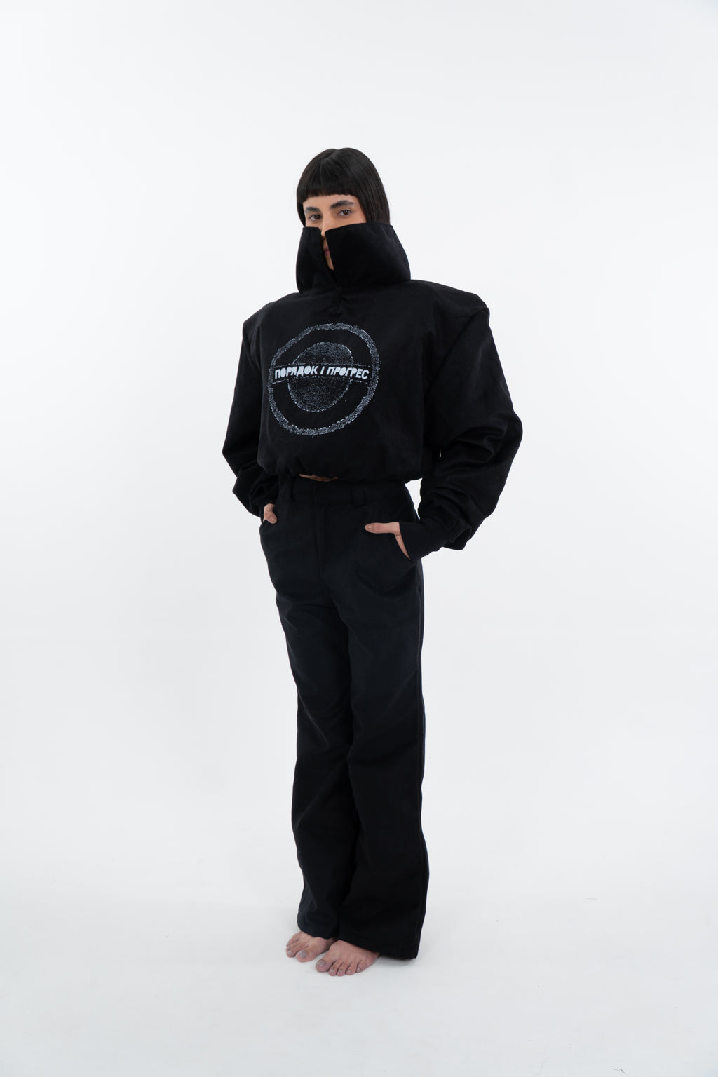 AKRAZA STRUCTURED SHOULDER VELVET TOP