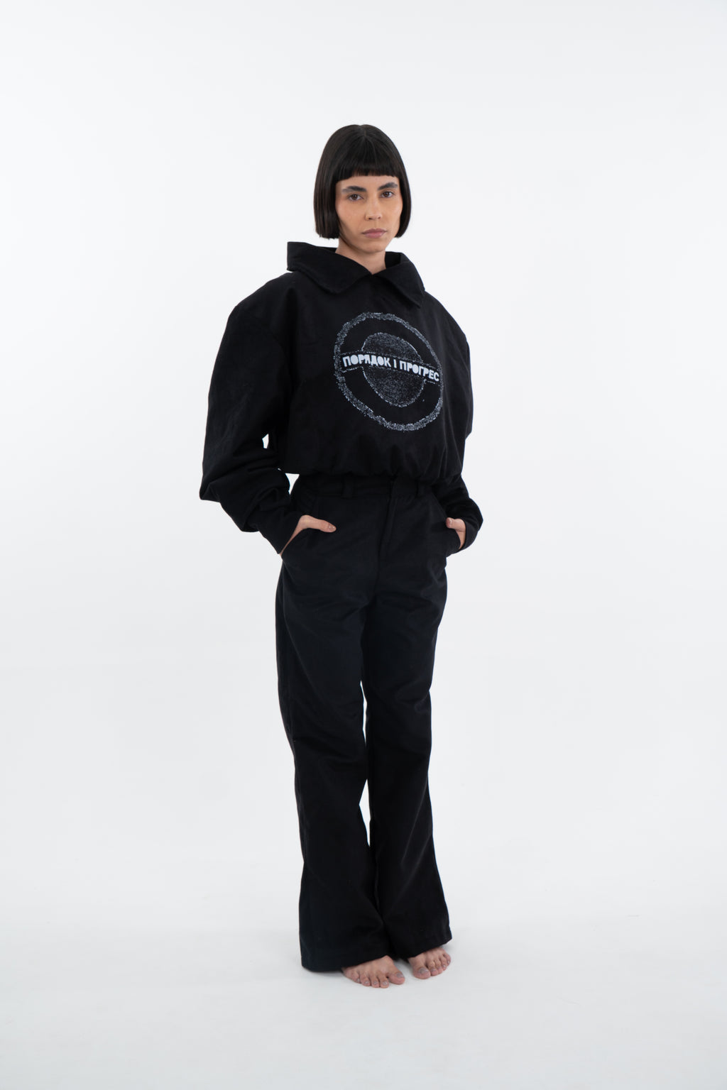 AKRAZA STRUCTURED SHOULDER VELVET BOTTOM