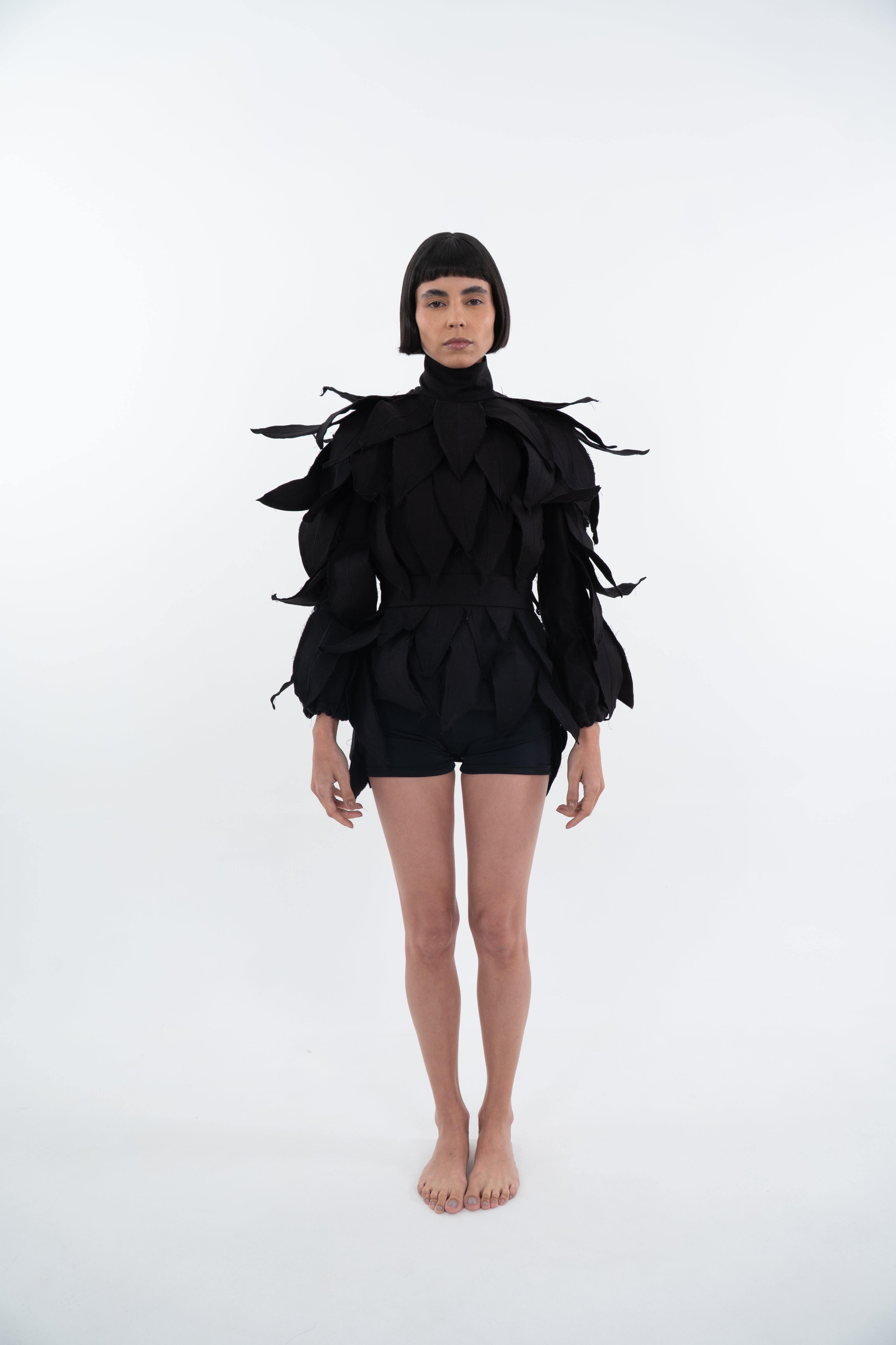 AKRAZA STRUCTURED FOLIAGE TOP WITH BELT