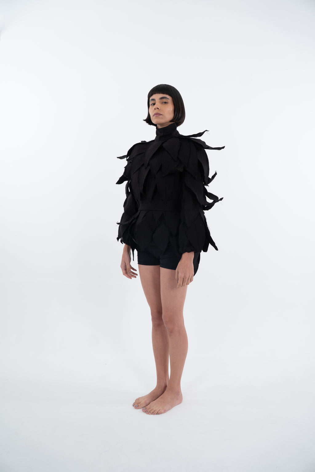 AKRAZA STRUCTURED FOLIAGE TOP WITH BELT