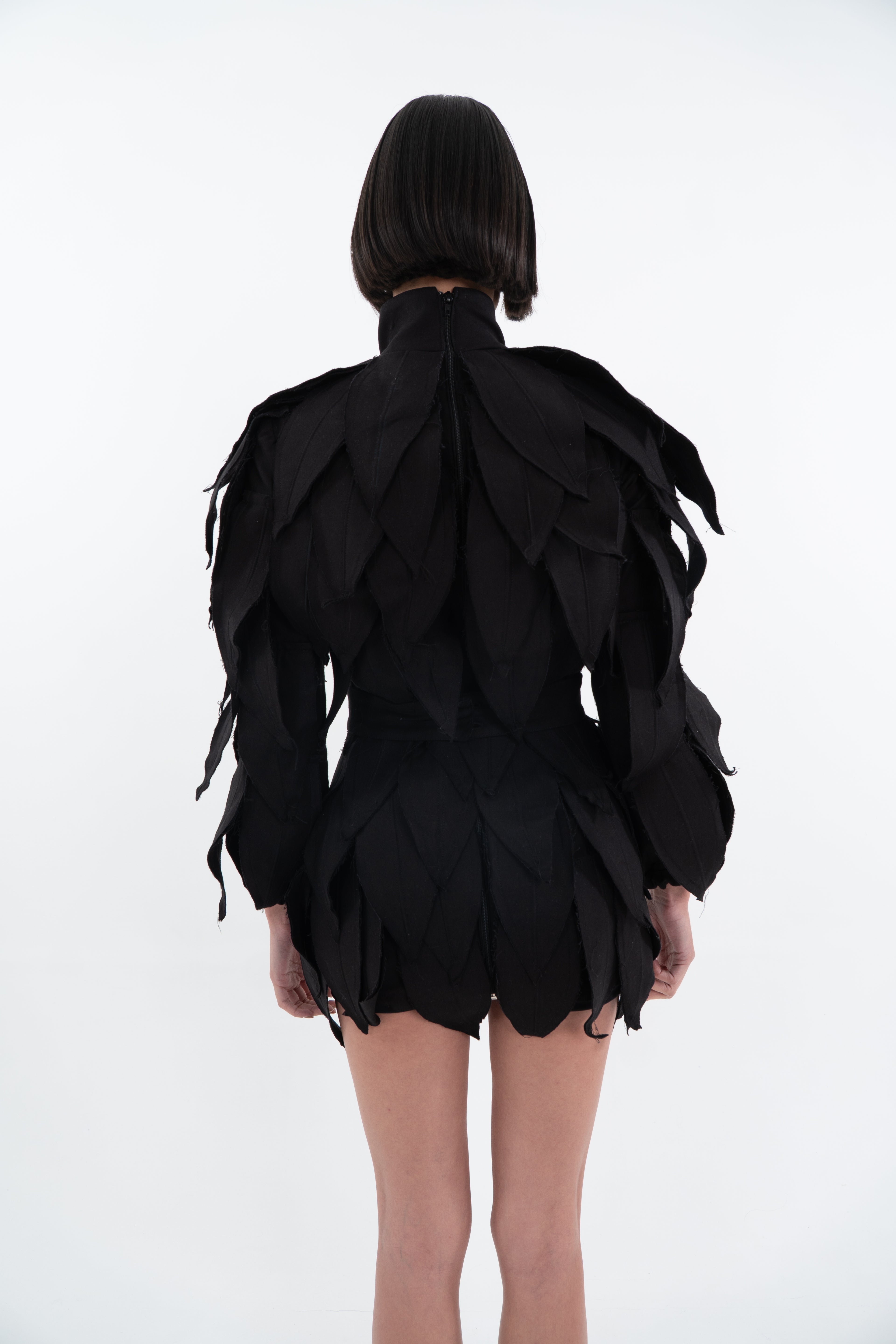 AKRAZA STRUCTURED FOLIAGE TOP WITH BELT