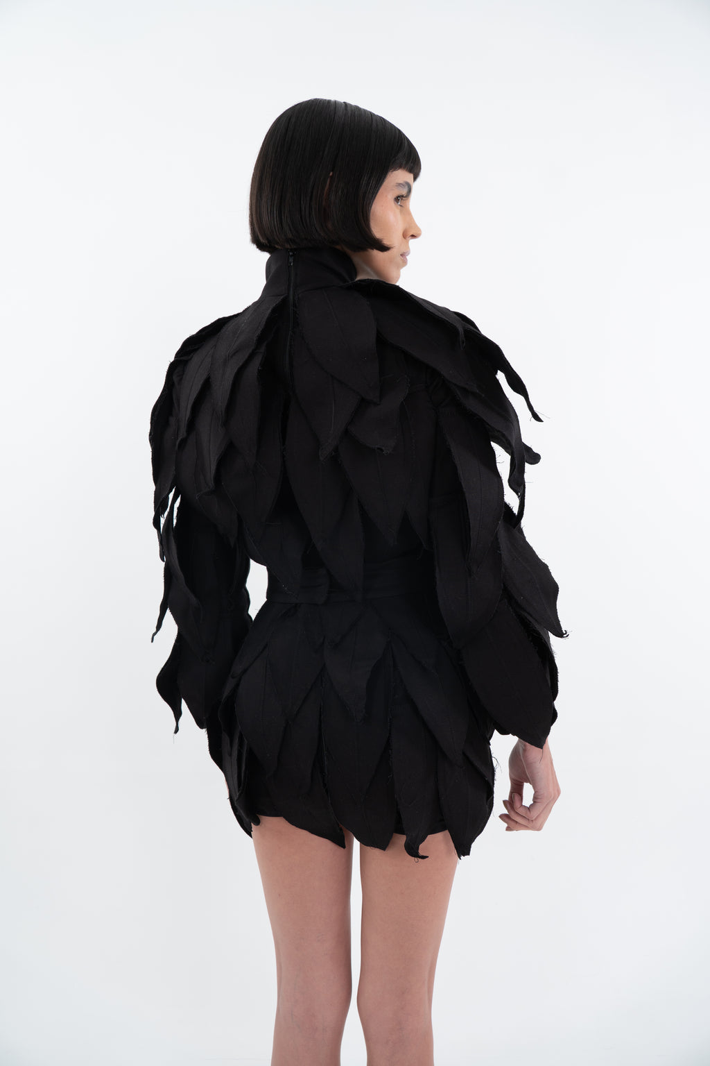 AKRAZA STRUCTURED FOLIAGE TOP WITH BELT